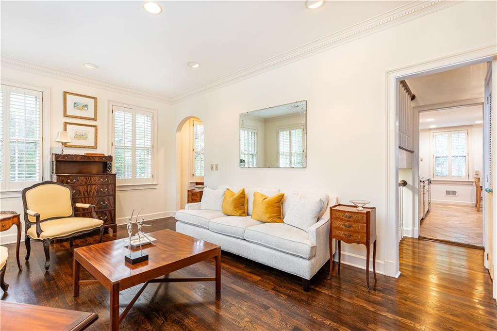 2 Muscogee Avenue NW