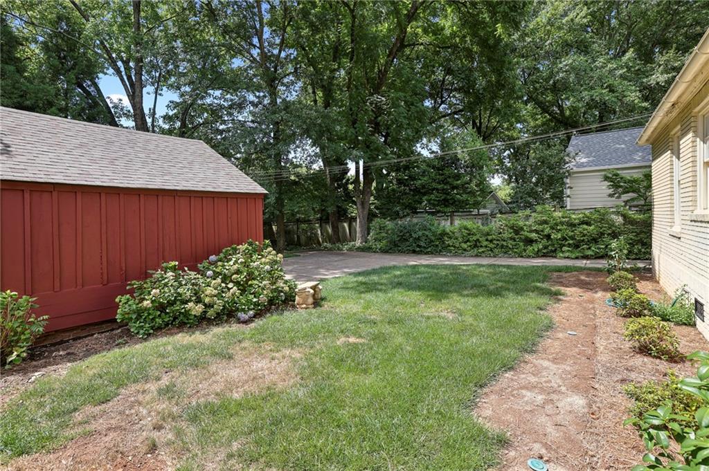 125 Huntington Road NE