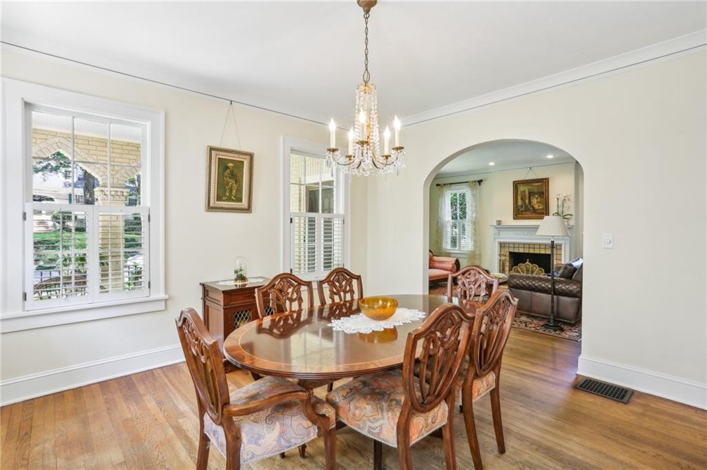 125 Huntington Road NE