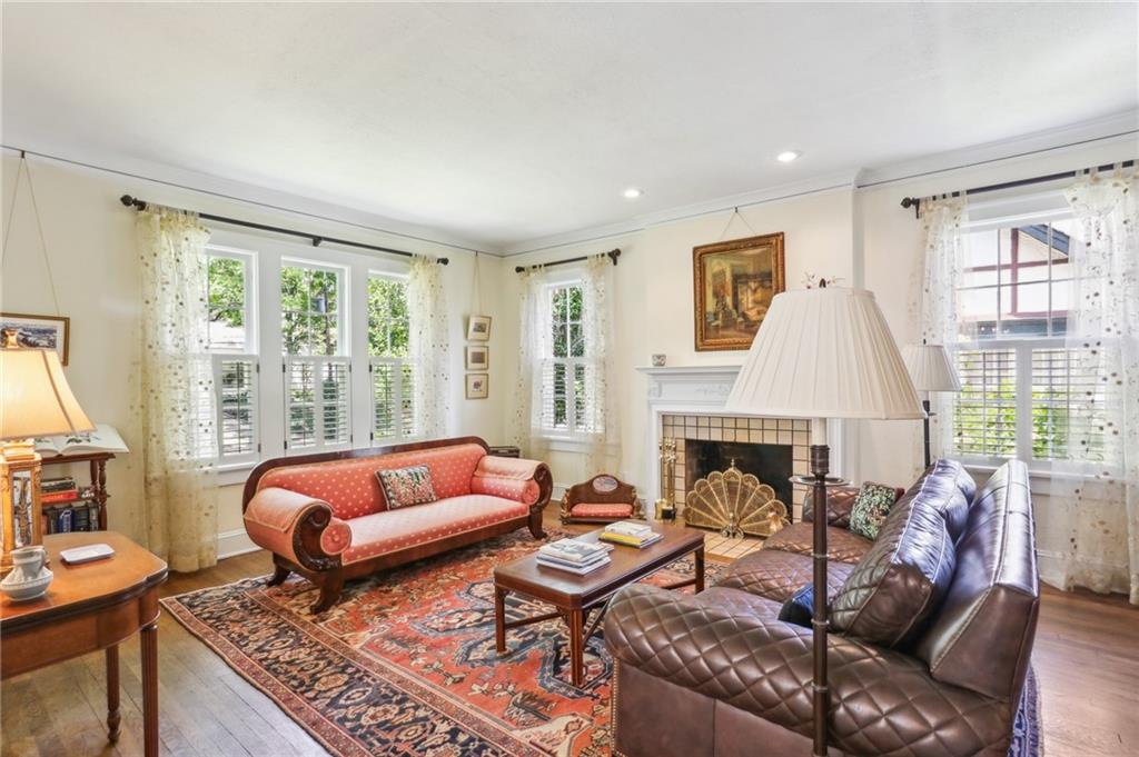 125 Huntington Road NE