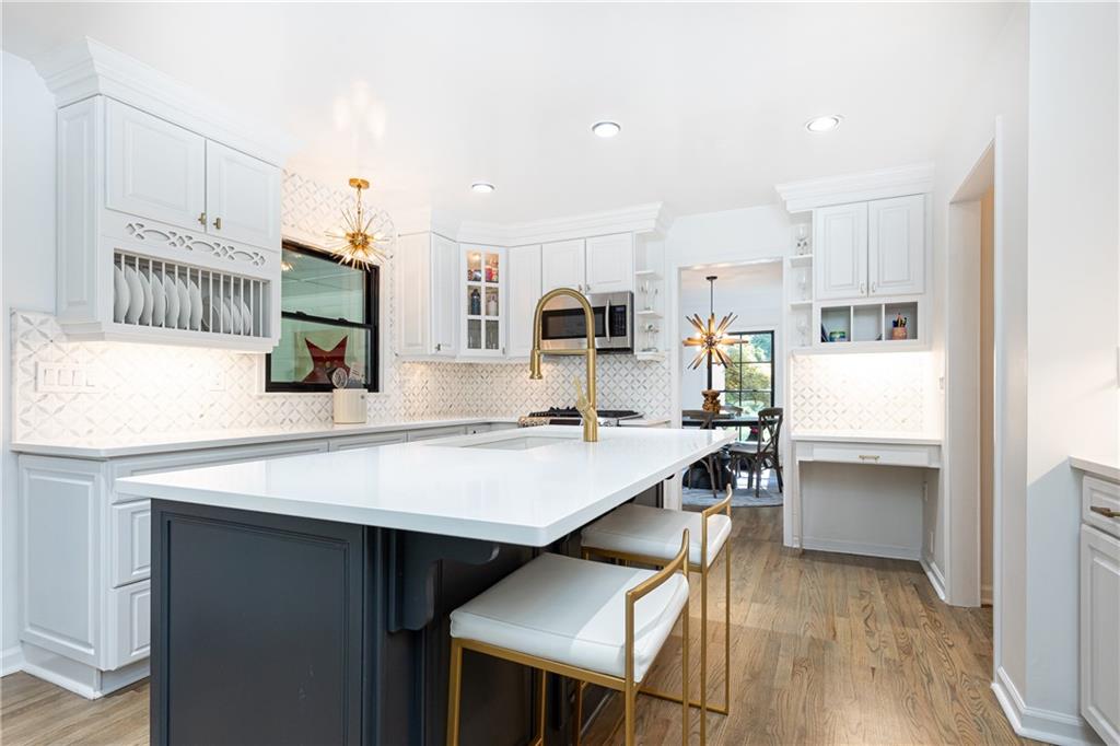 7220 Twin Branch Road