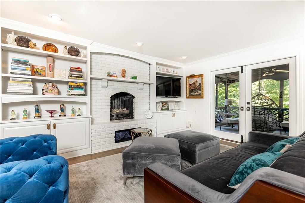 7220 Twin Branch Road