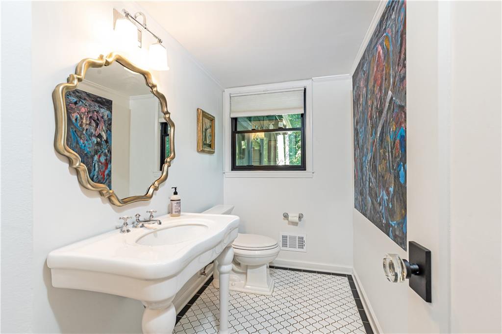 7220 Twin Branch Road