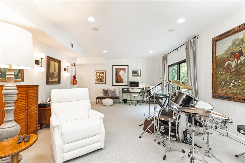 7220 Twin Branch Road