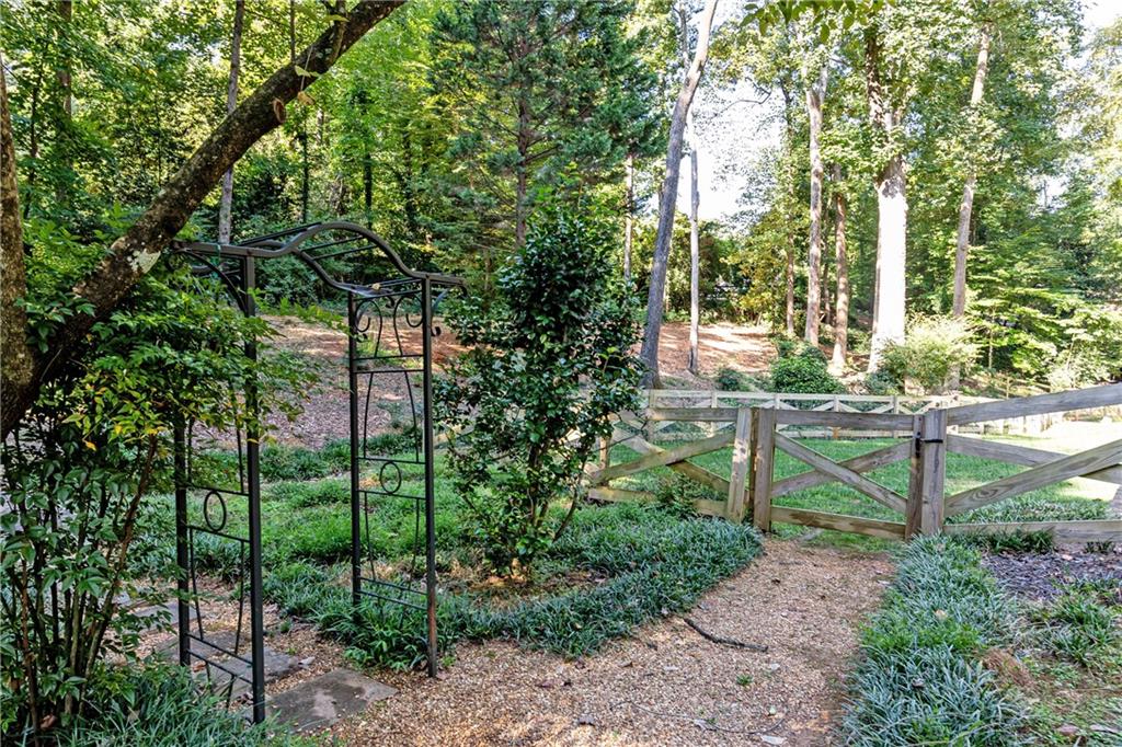 7220 Twin Branch Road