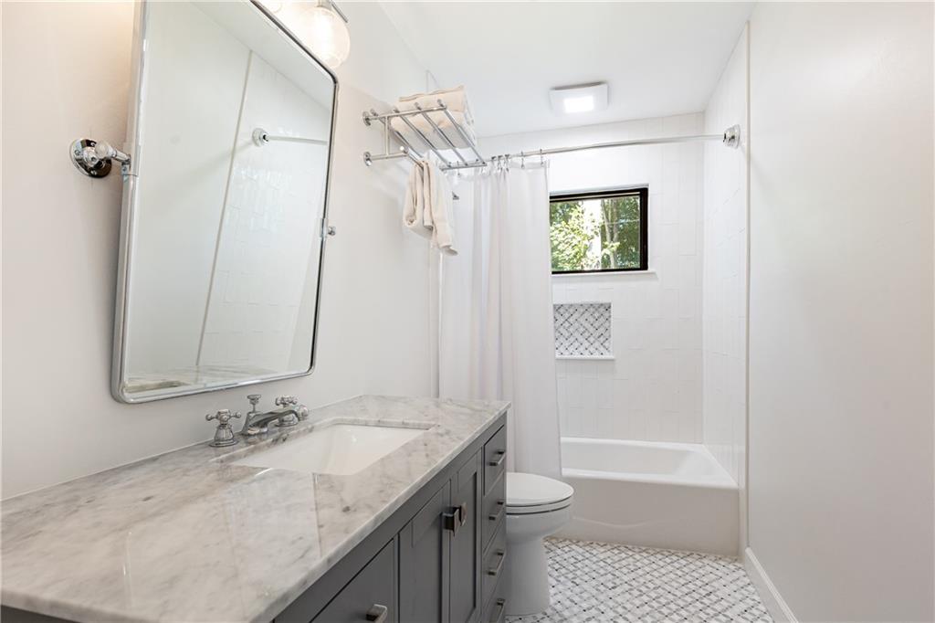 7220 Twin Branch Road