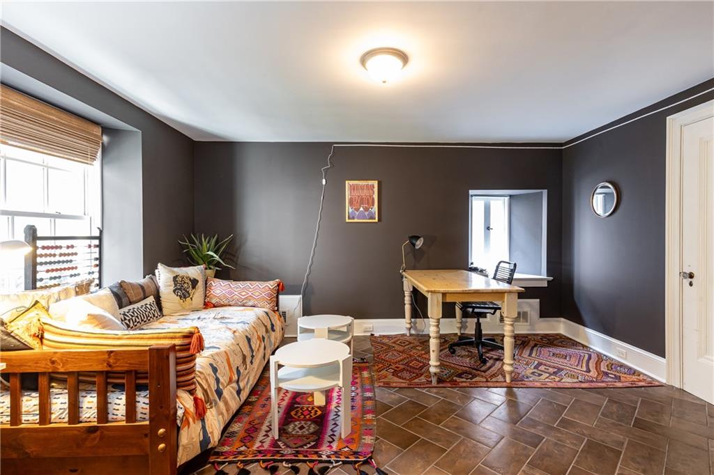 45 Montclair Drive NE