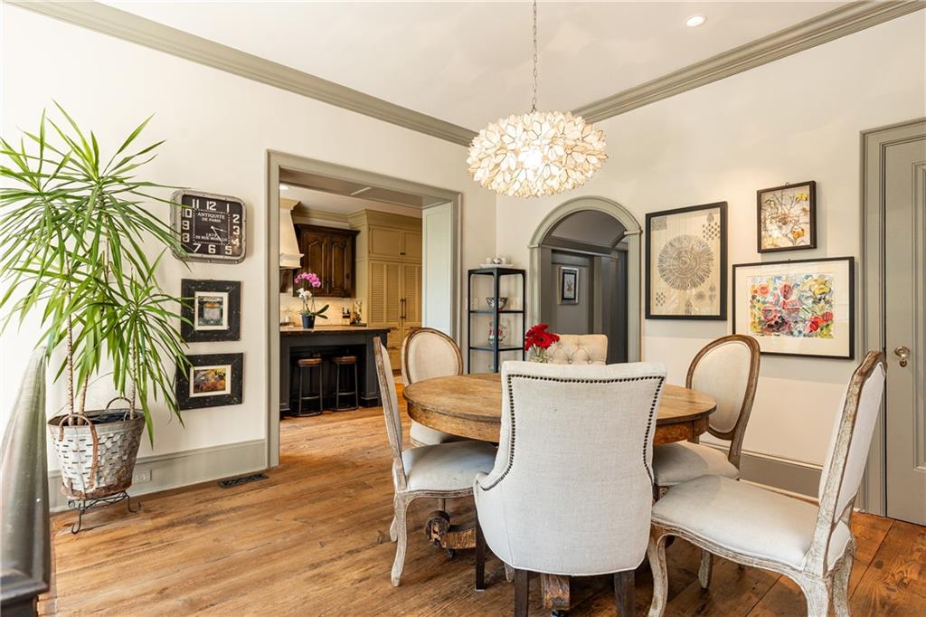 45 Montclair Drive NE