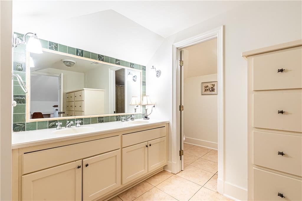 230 Brighton Road NE