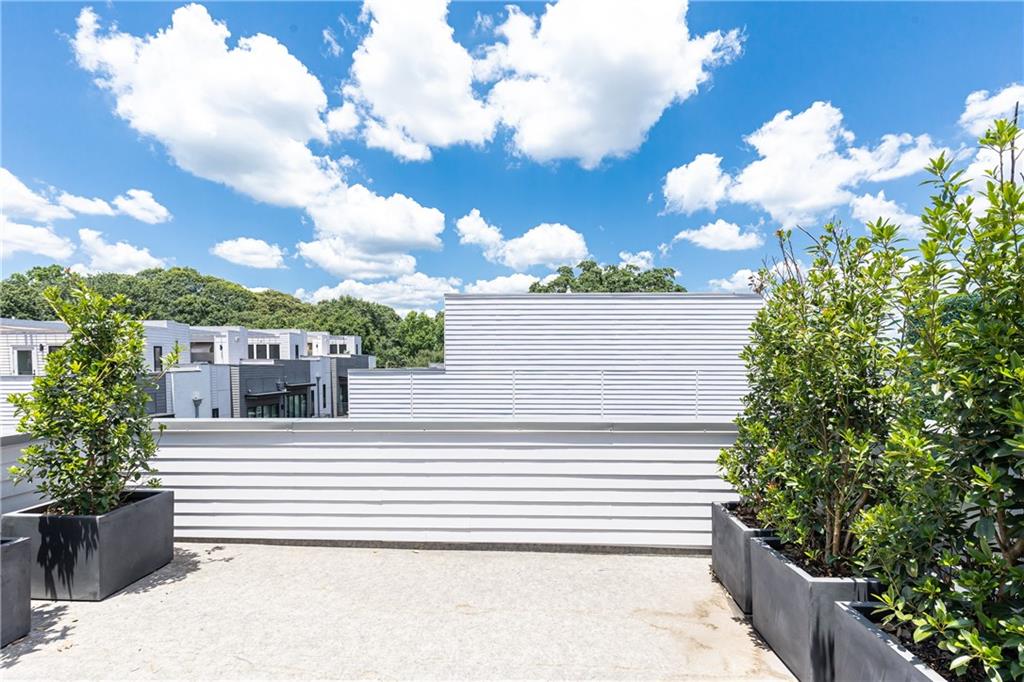 437 Plateau Place NW