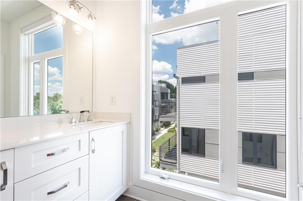 437 Plateau Place NW