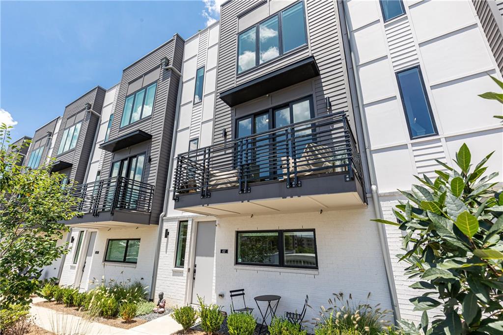 437 Plateau Place NW