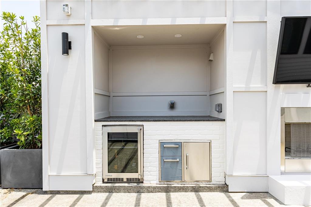 437 Plateau Place NW