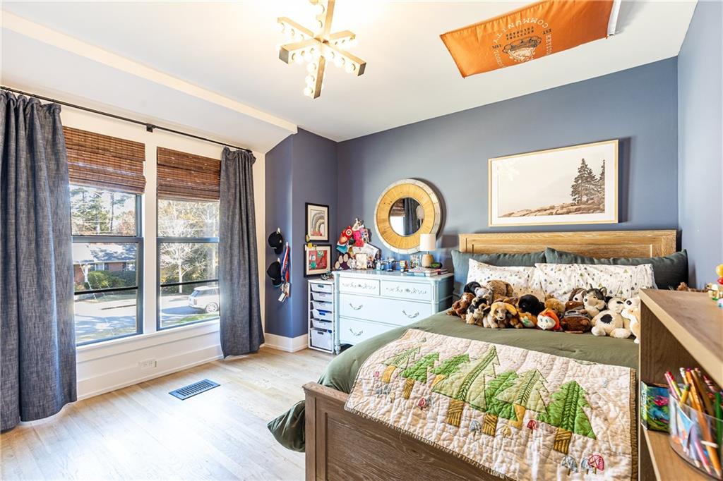 3042 Farmington Drive SE