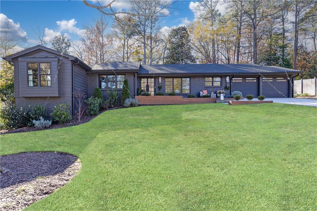 3042 Farmington Drive SE