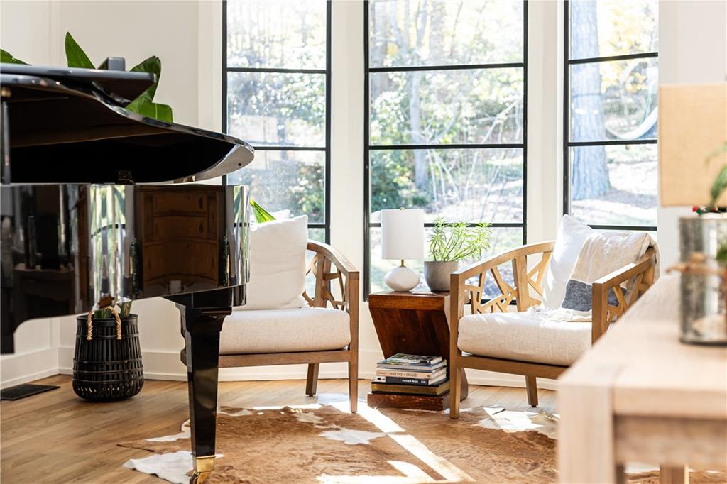 3042 Farmington Drive SE