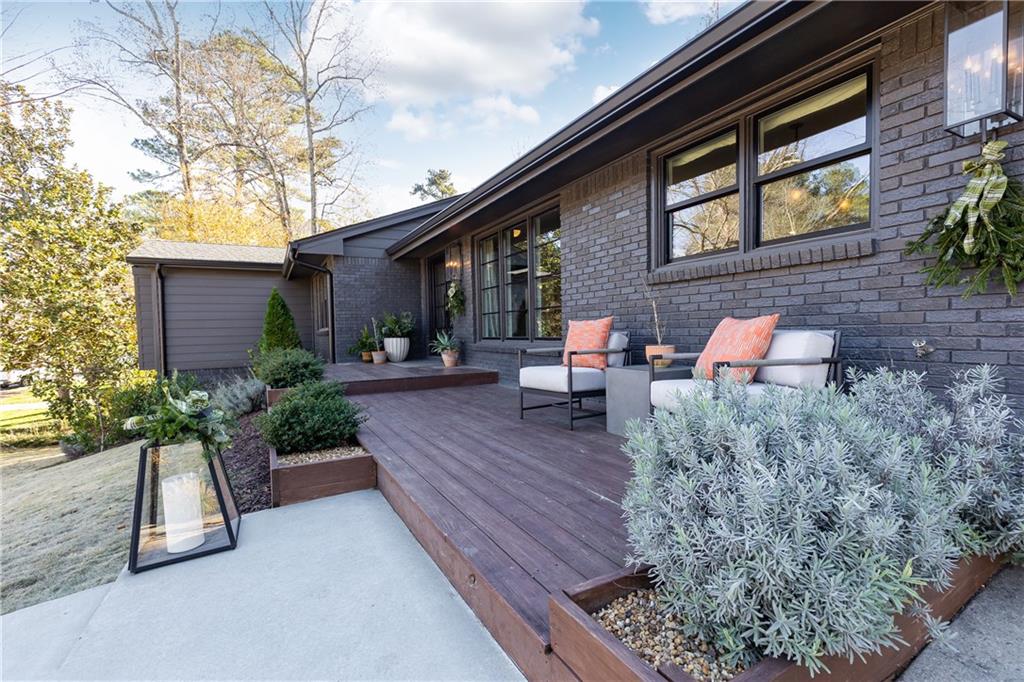 3042 Farmington Drive SE