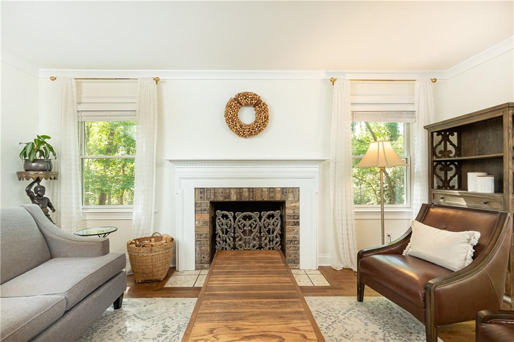 4175 Valley Trail Drive SE