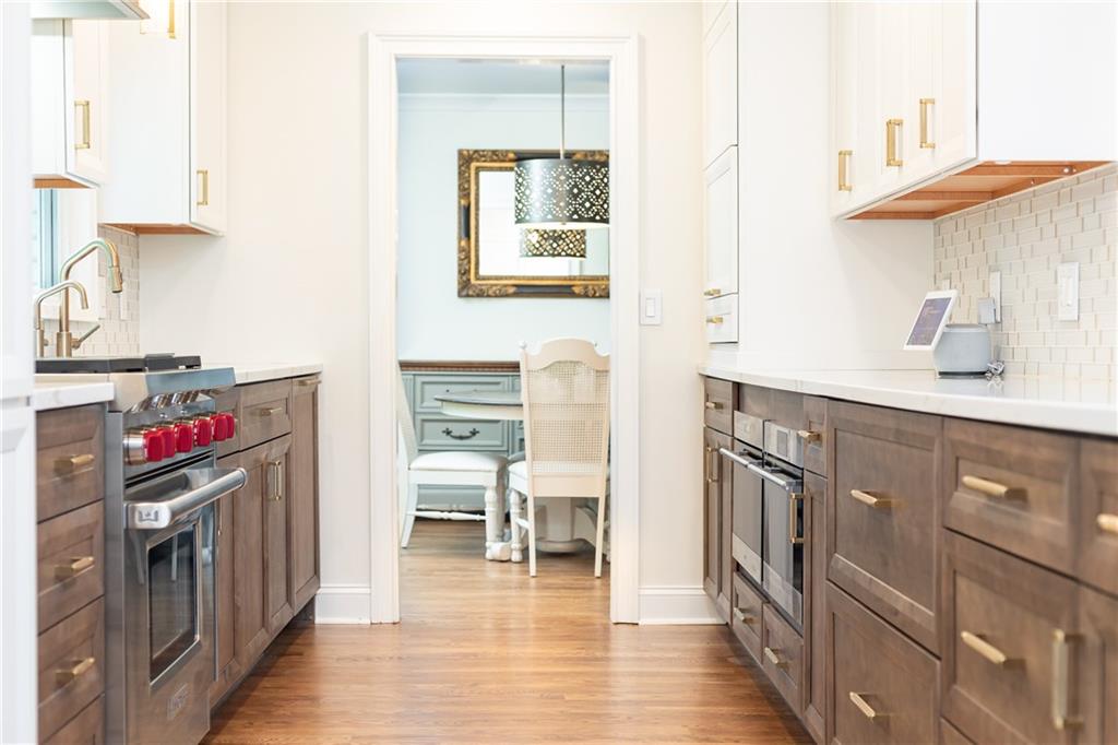 4175 Valley Trail Drive SE