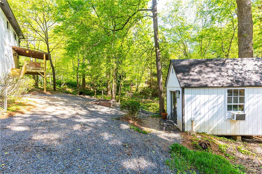 4175 Valley Trail Drive SE