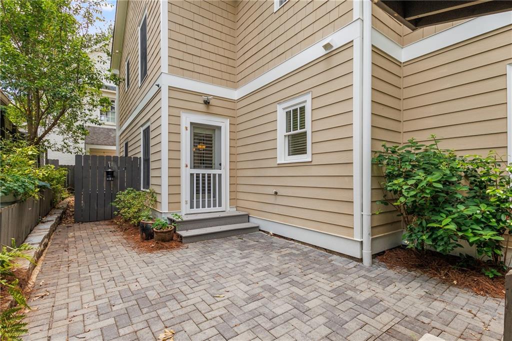 2217 Virginia Place NE