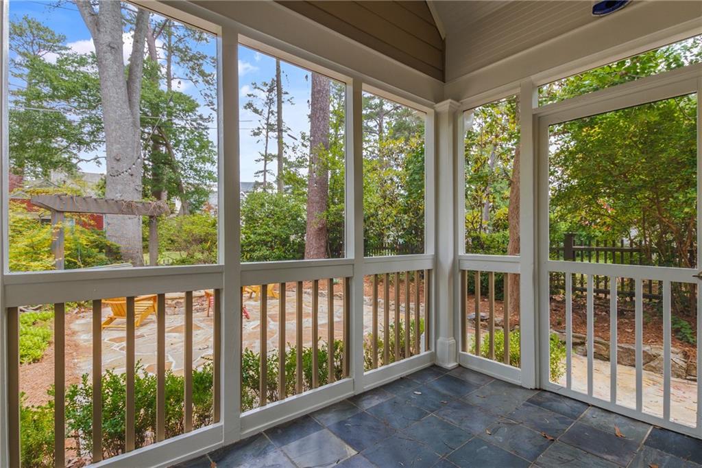 2217 Virginia Place NE