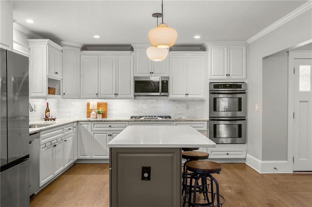 2217 Virginia Place NE