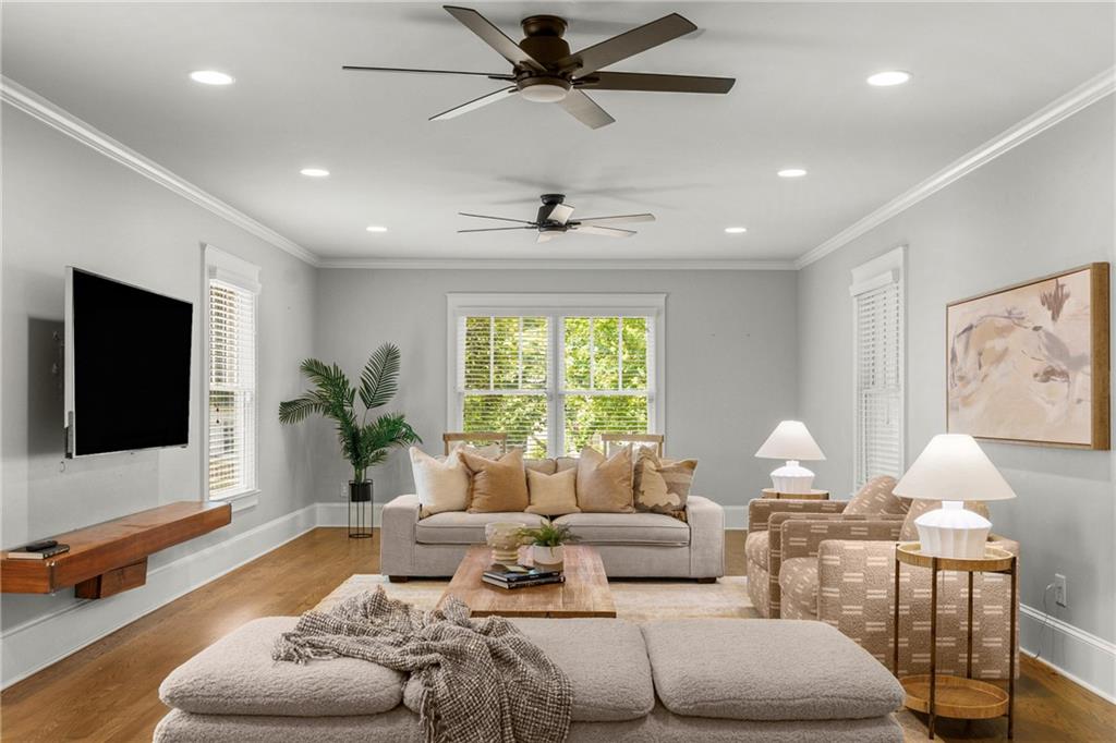 2217 Virginia Place NE