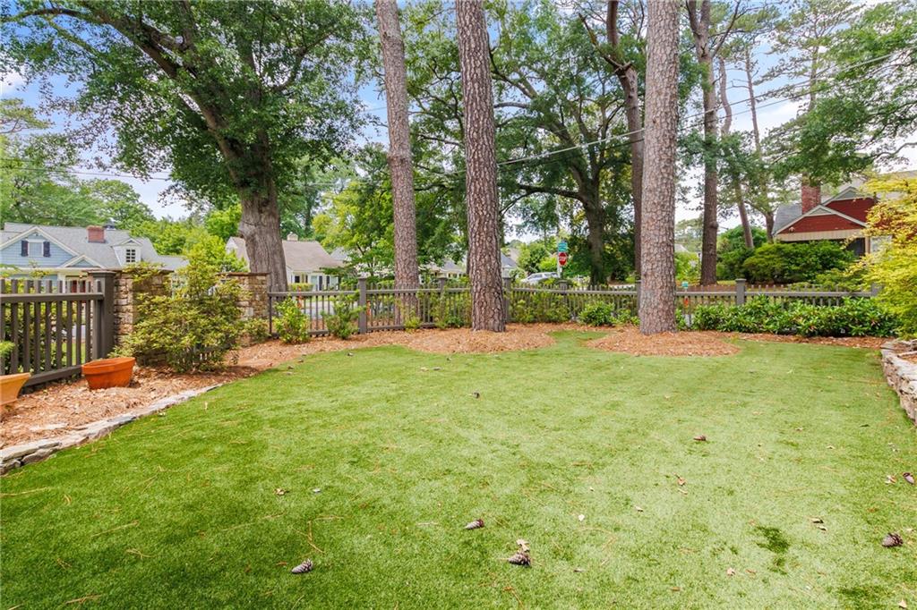 2217 Virginia Place NE