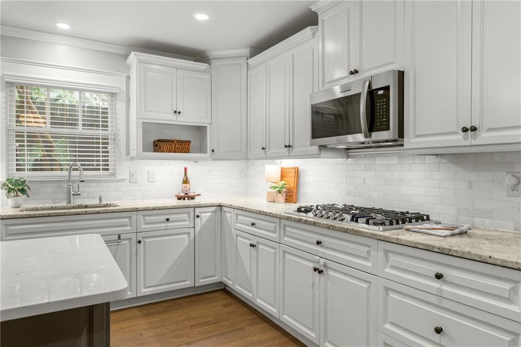 2217 Virginia Place NE