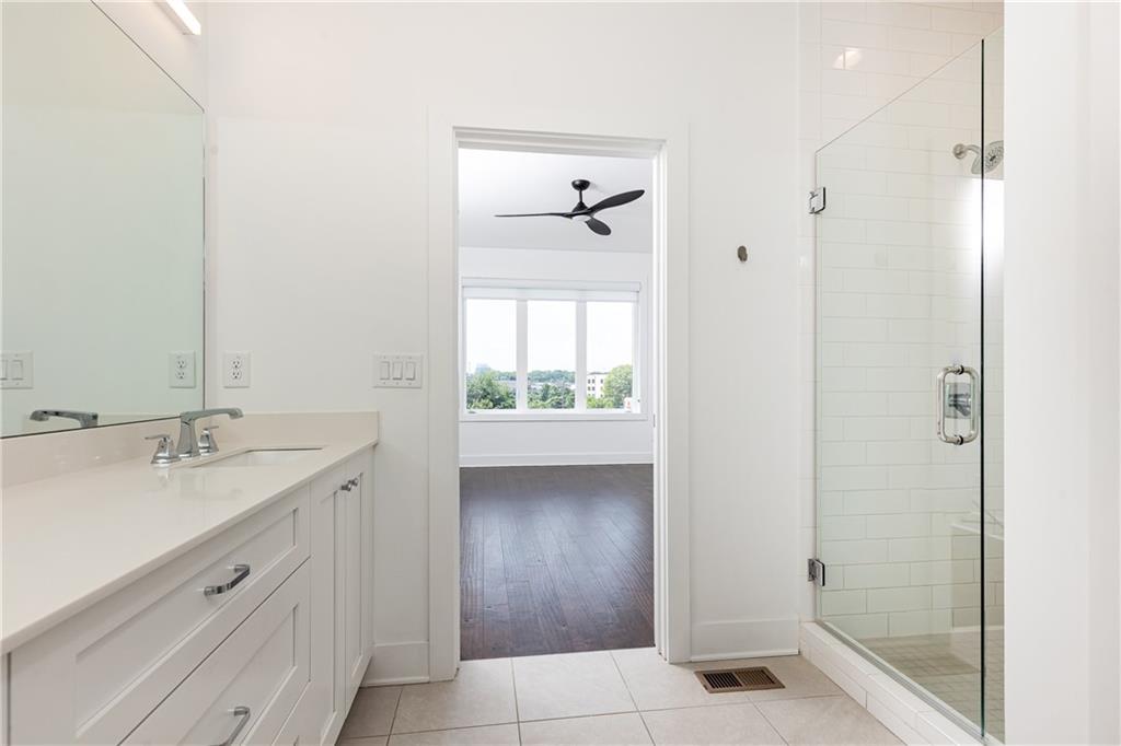 443 Plateau Place NW