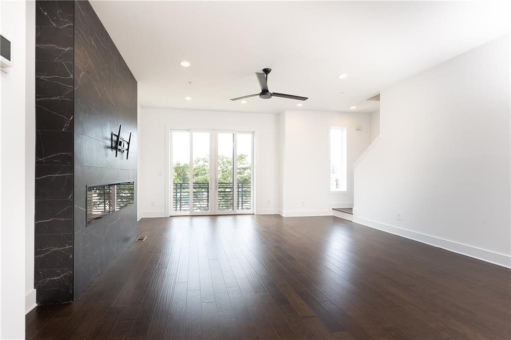 443 Plateau Place NW