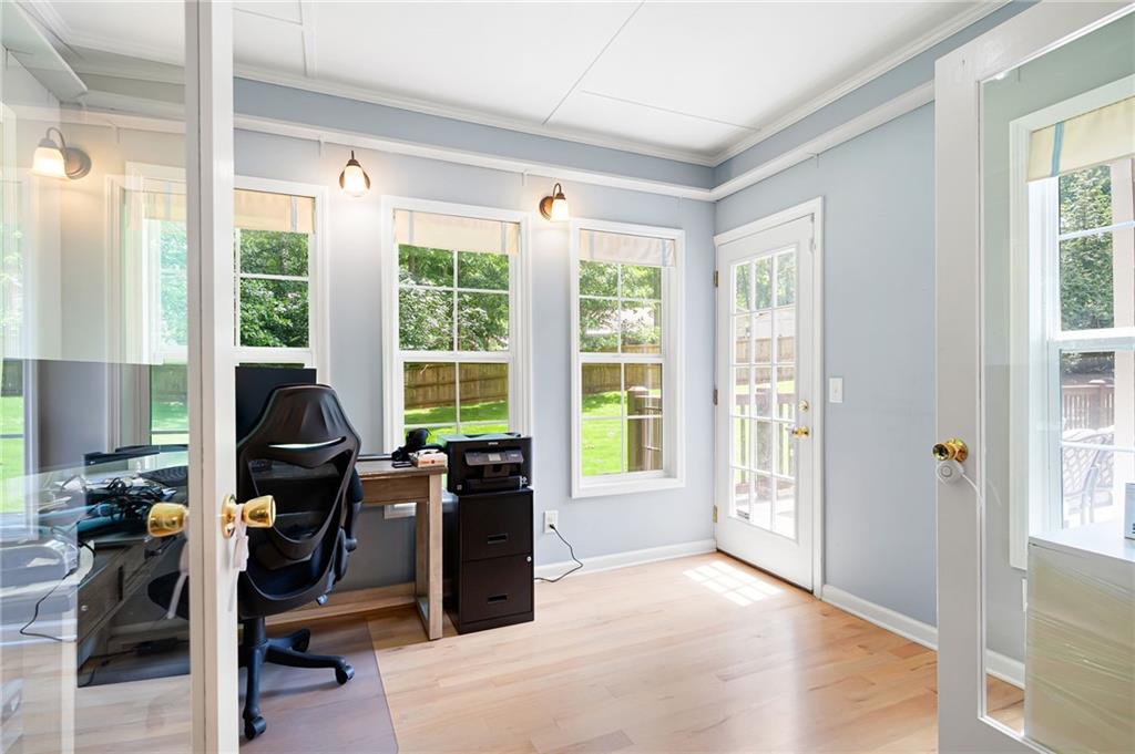 3830 E CARLYLE Court