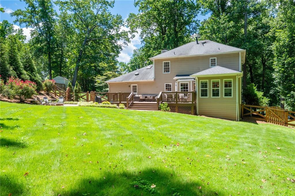 3830 E CARLYLE Court