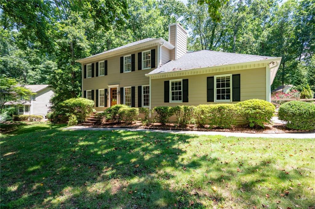 3830 E CARLYLE Court