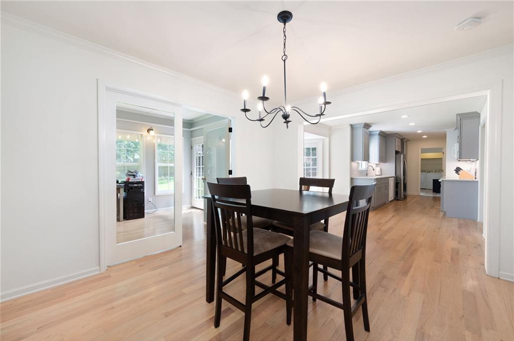 3830 E CARLYLE Court