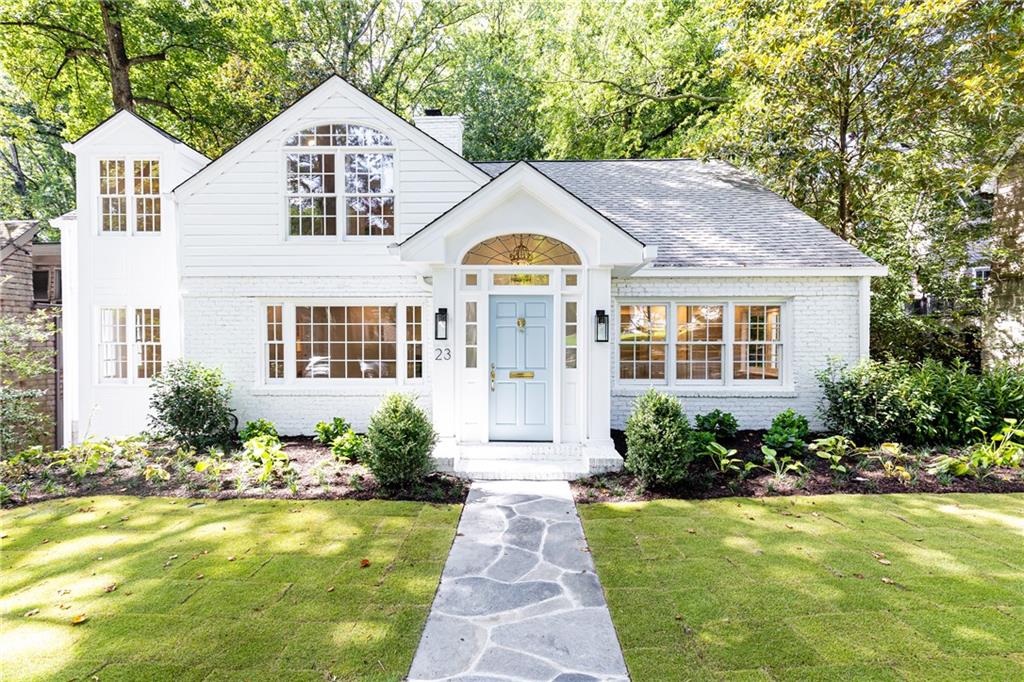 23 Wakefield Drive NE