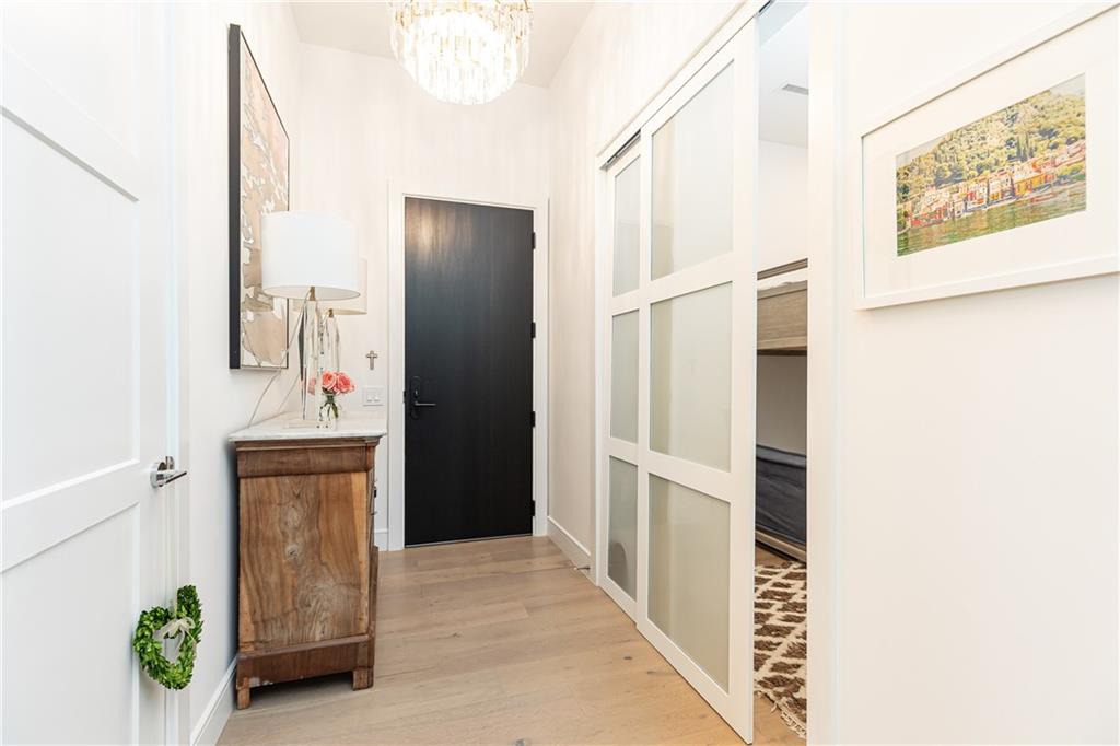 2425 Peachtree Road NE Unit 404