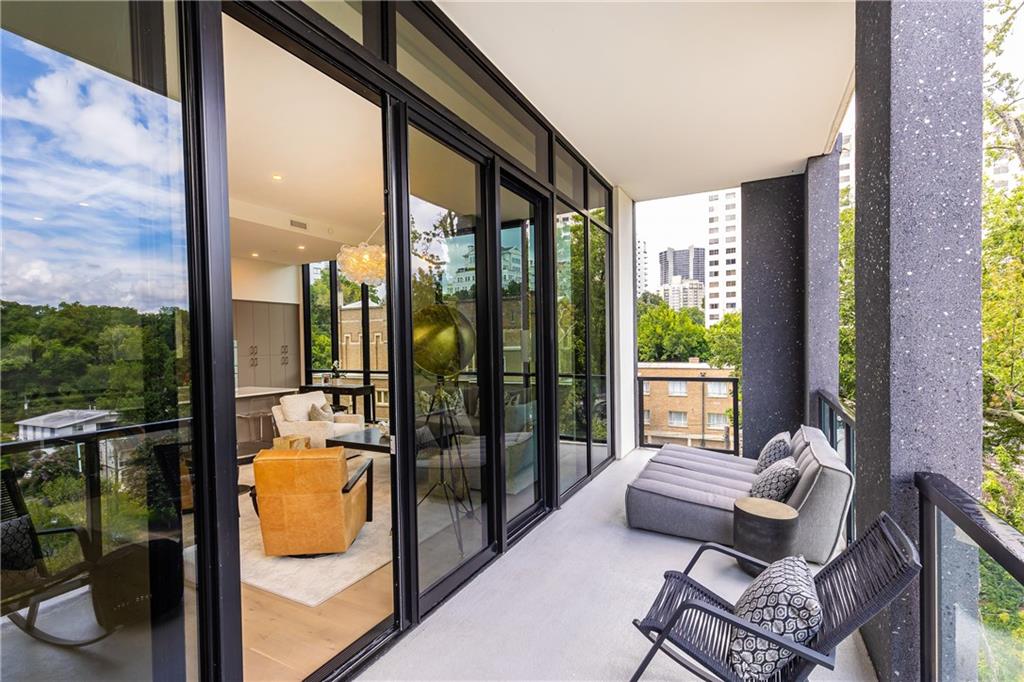 2425 Peachtree Road NE Unit 404