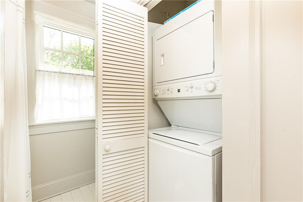 824 Greenwood Avenue NE Unit 9