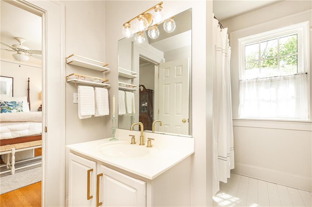 824 Greenwood Avenue NE Unit 9