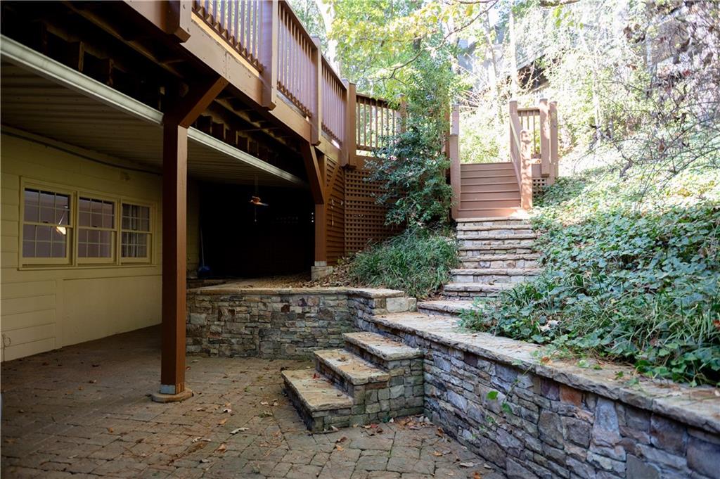 2872 Bainbridge Way SE