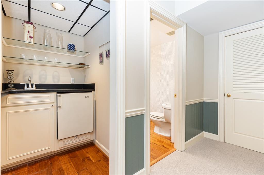 2872 Bainbridge Way SE