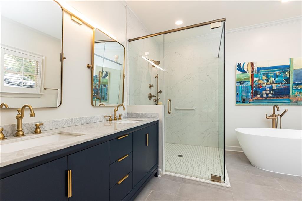 2872 Bainbridge Way SE