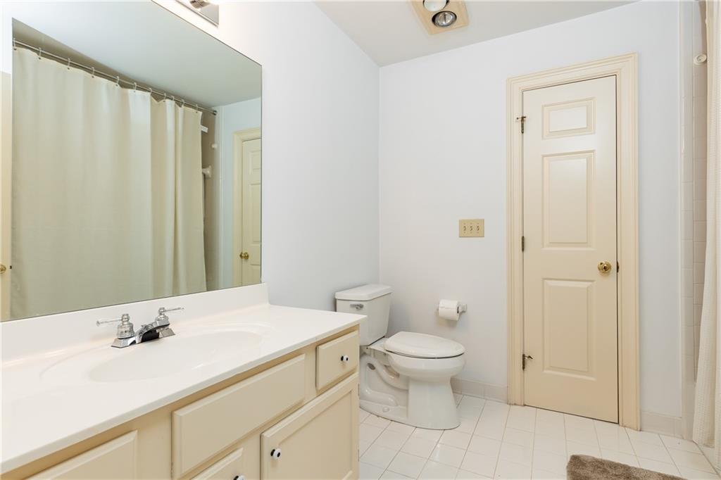 2872 Bainbridge Way SE