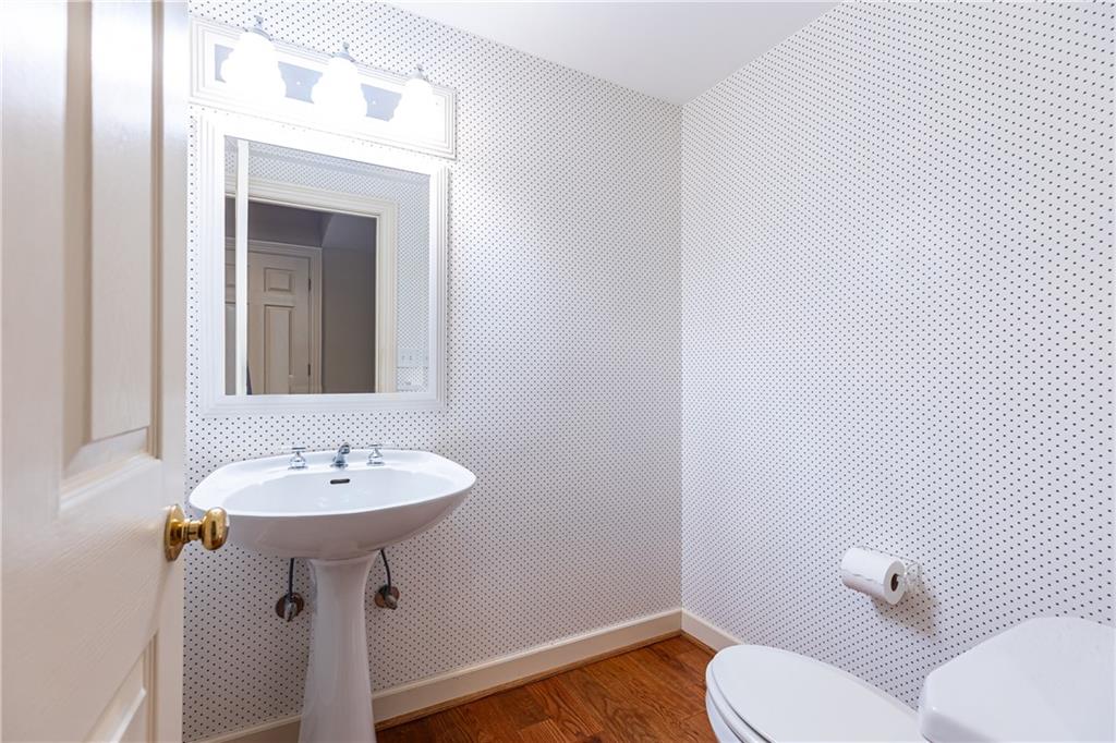 2872 Bainbridge Way SE