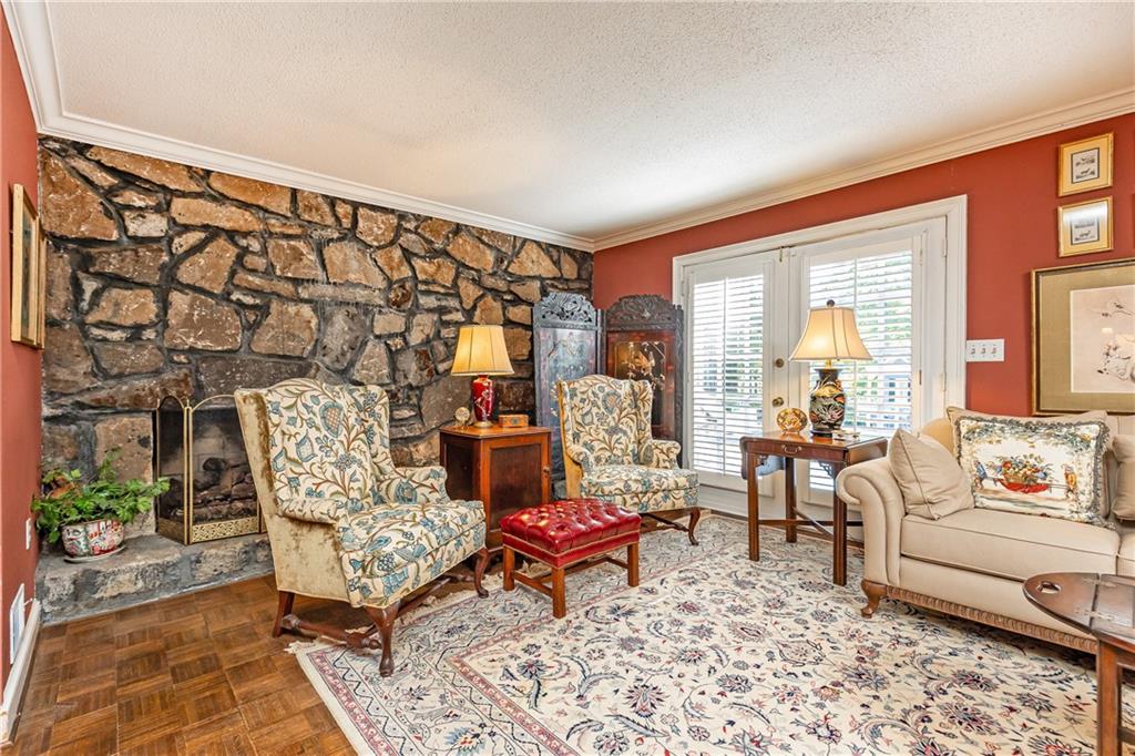 3099 Farmington Drive SE