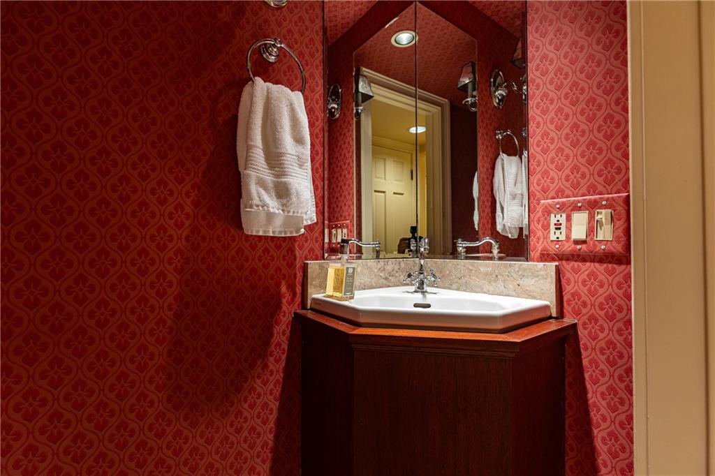 16 Muscogee Avenue NW