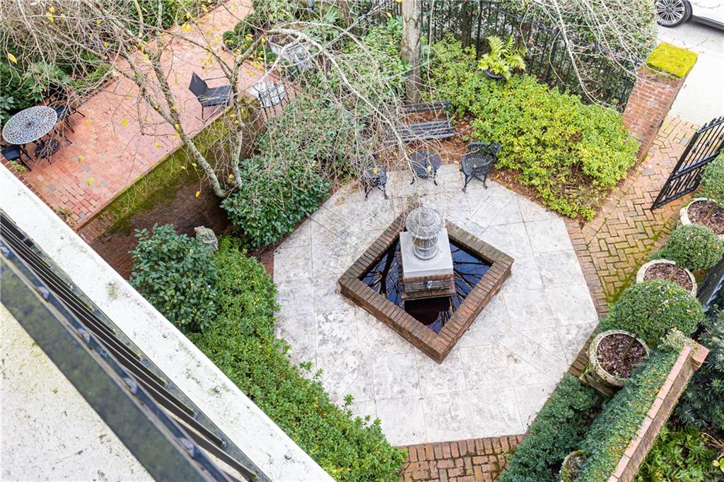 16 Muscogee Avenue NW