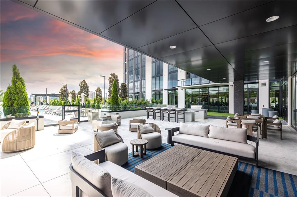 2425 Peachtree Road NE Unit 404